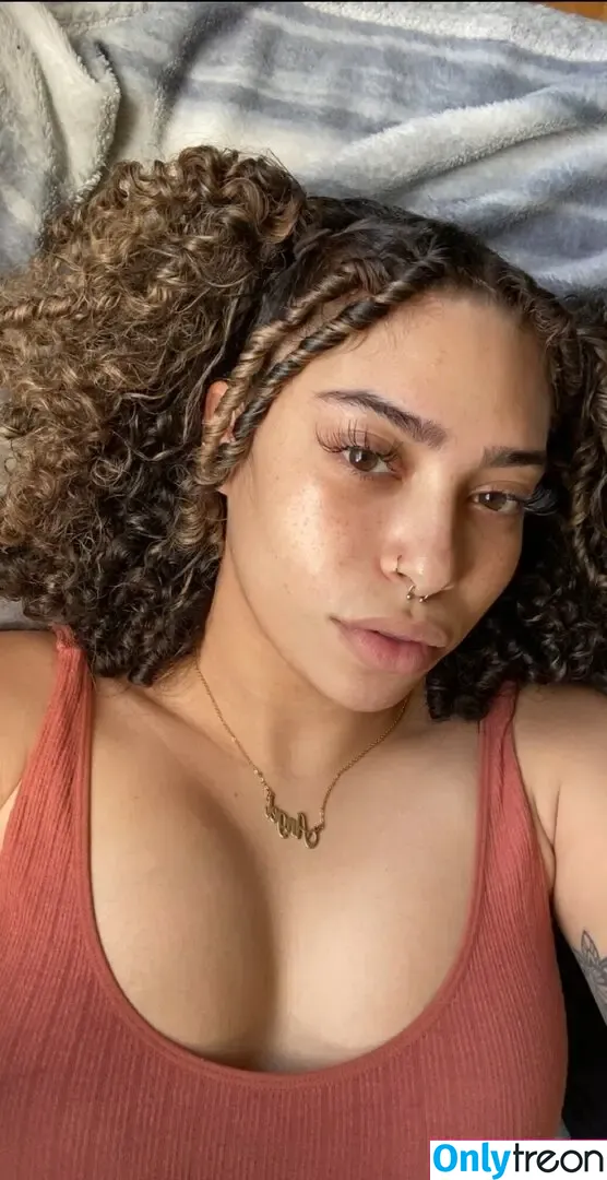 Uffemily голая photo #0042 (emilywillisxxx)