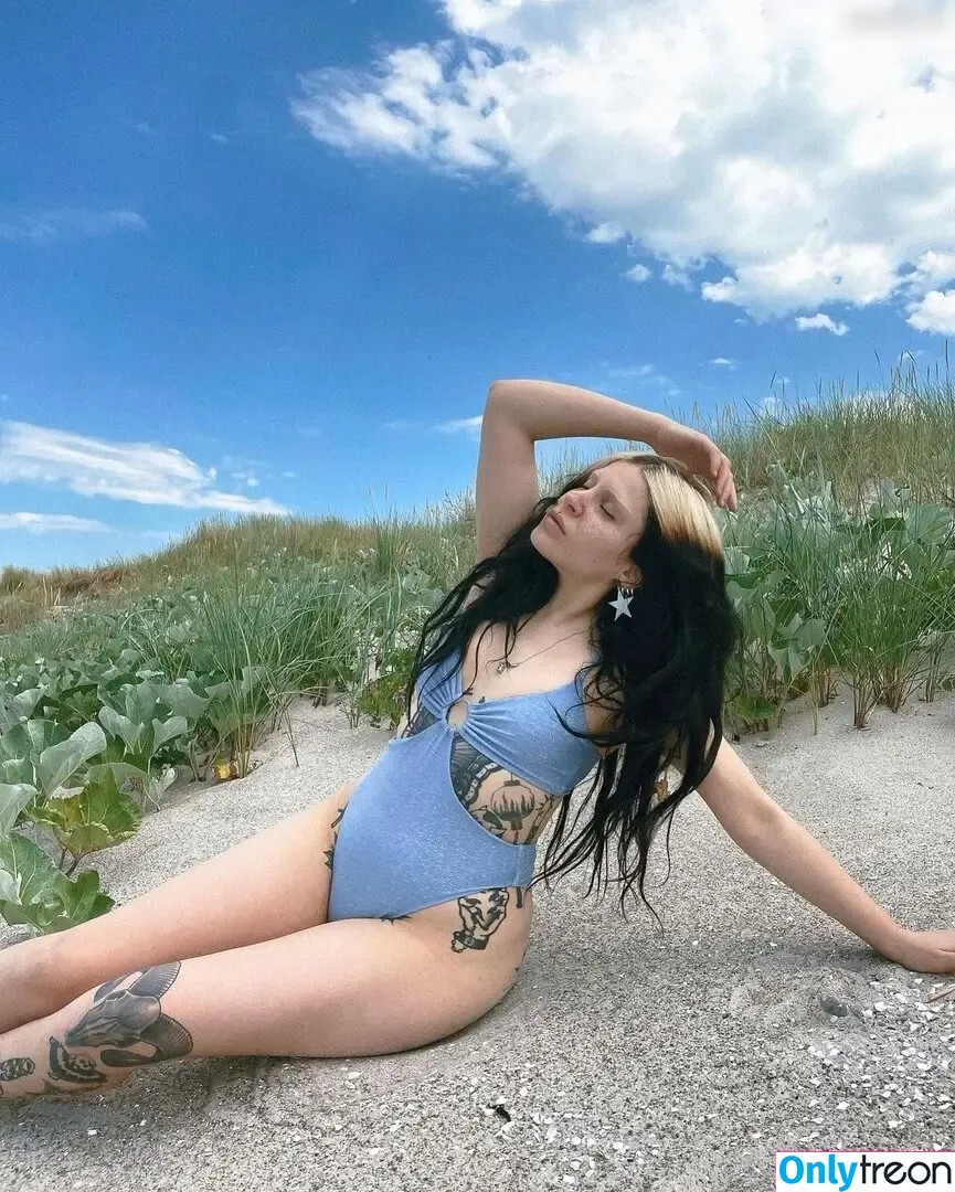 Uglycharm nude photo #0028 (Uglycharm)