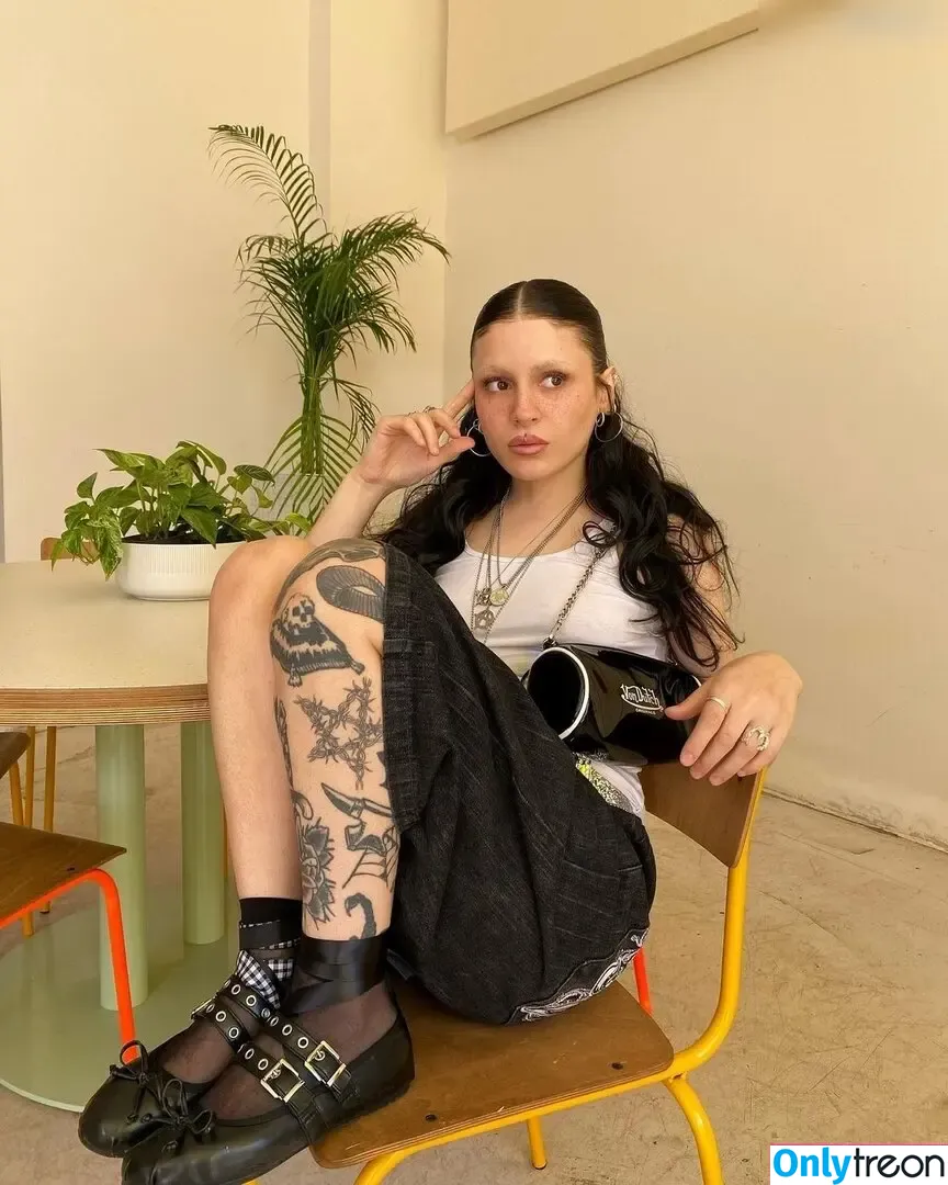 Uglycharm nude photo #0071 (Uglycharm)