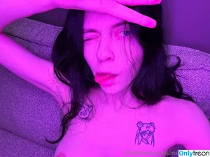 umermaidskiss / BeefyBeginner / MermaidsKiss / kissthemermaids nude photo #0144