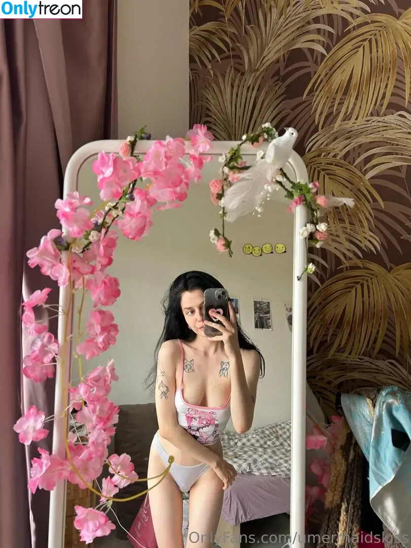 umermaidskiss nude photo #0153 (BeefyBeginner / MermaidsKiss / kissthemermaids)