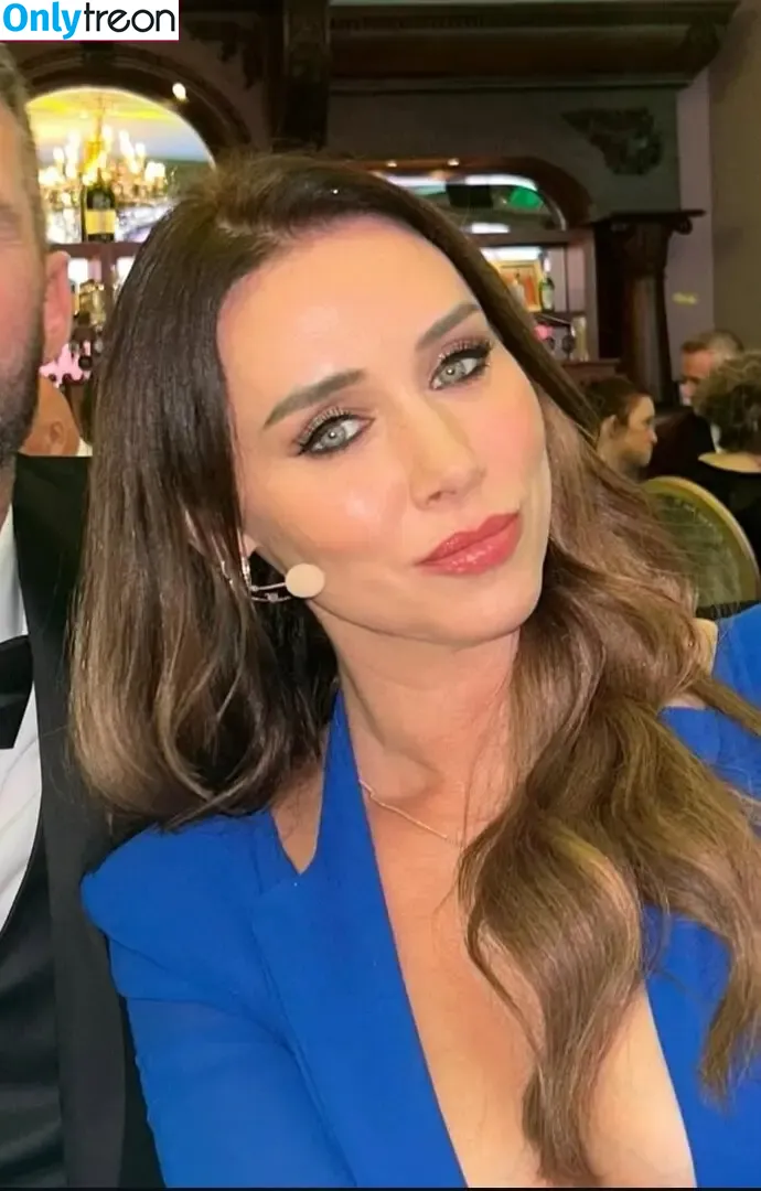 Una Healy голая photo #1217 (unahealy)