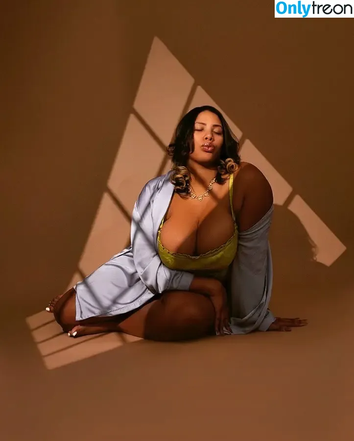 UnaBainaVacana nude photo #0002 (onlyfans / unatunacabuna)