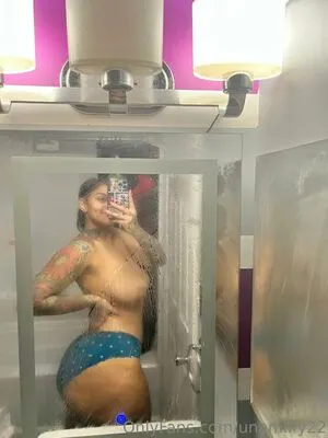 unamilfy22 / baddiesonly nude photo #0040