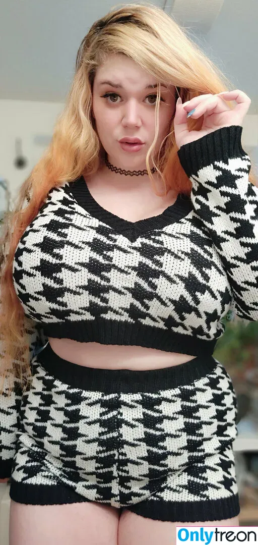 underbust nude photo #0106 (penny_underbust)