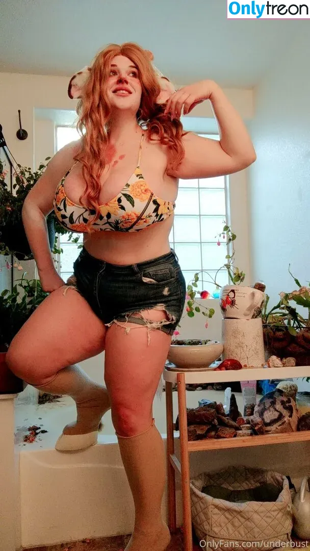 underbust голая photo #0131 (penny_underbust)