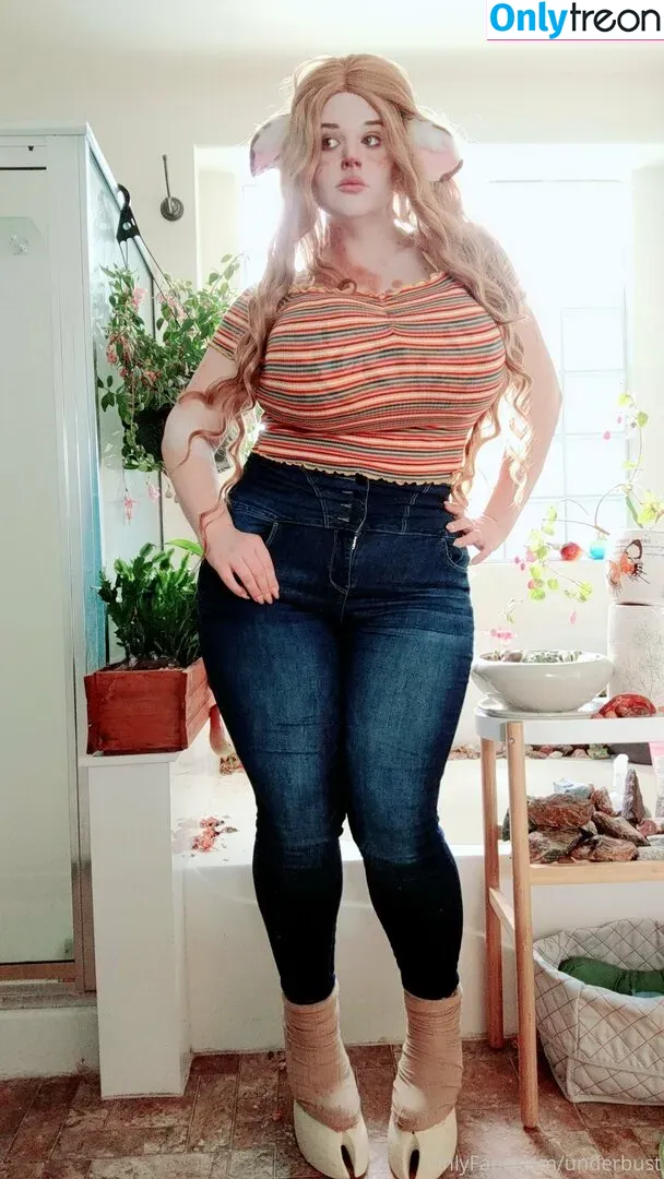 underbust голая photo #0134 (penny_underbust)