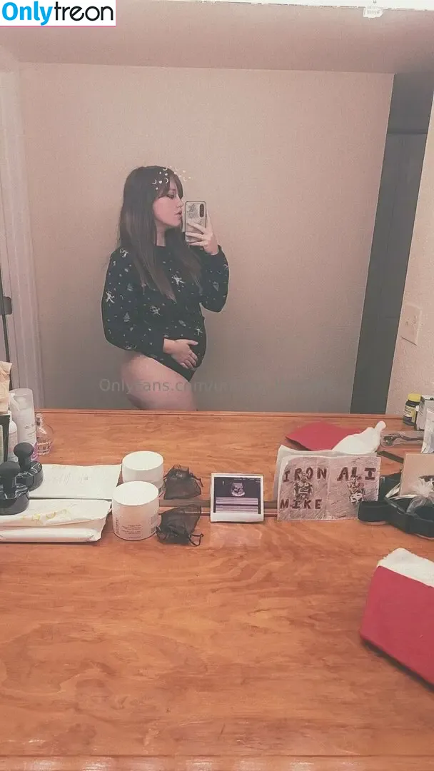 unholy_thing98 nude photo #0022 (unholy.things98)