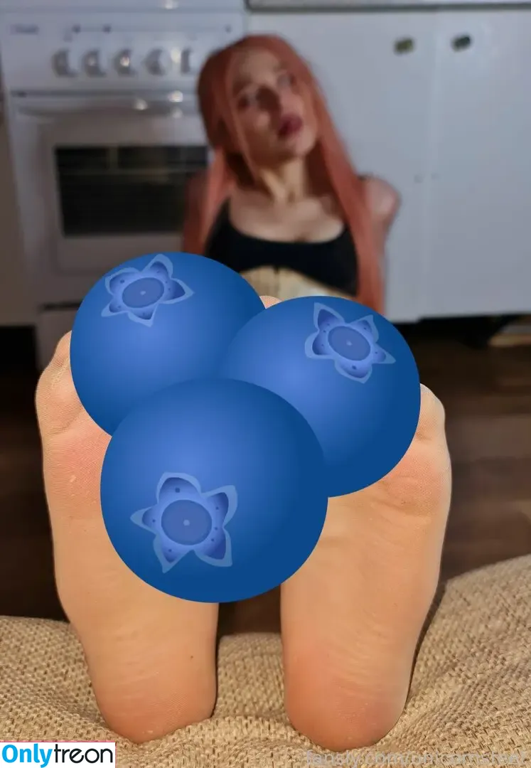 unicornsfeet nude photo #0042 (PinkGirlViki / PinkViki / strupedsofunicorns / victoriavikiv)