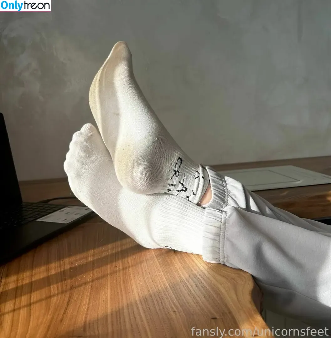 unicornsfeet nude photo #0128 (PinkGirlViki / PinkViki / strupedsofunicorns / victoriavikiv)