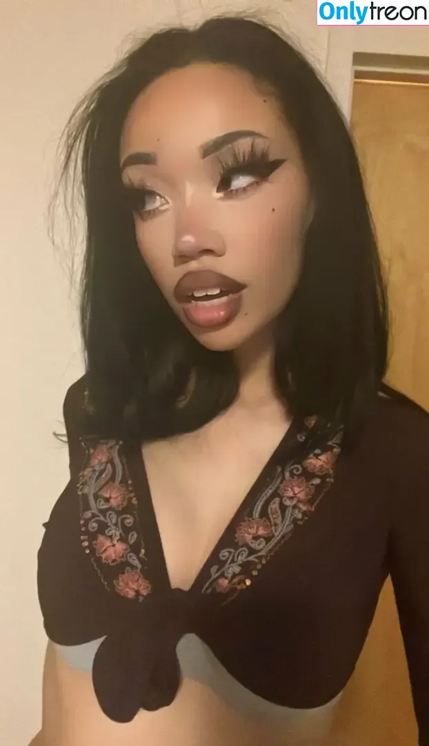 universitologie nude photo #0006 (seraphprincessa)