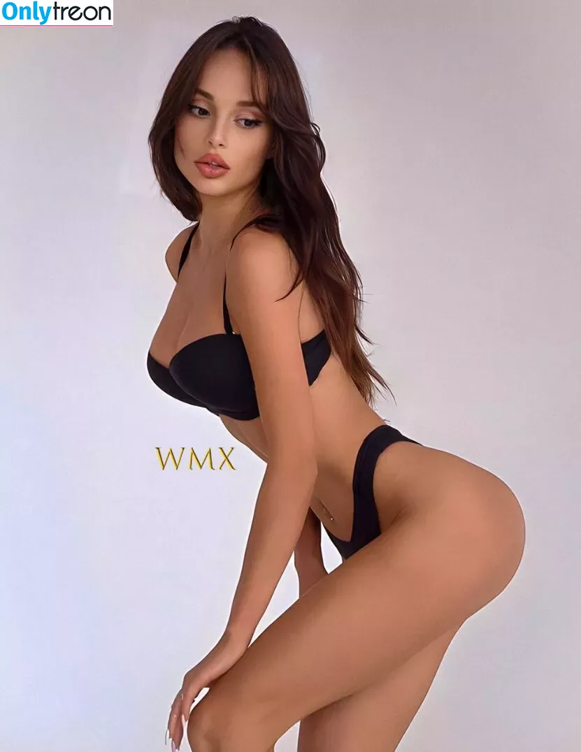 Unrealcobaine nude photo #0237 (Missa Julia / unrealcobain)