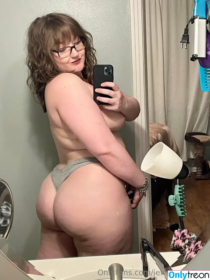 unujewel nude photo #0240 (unujewel)