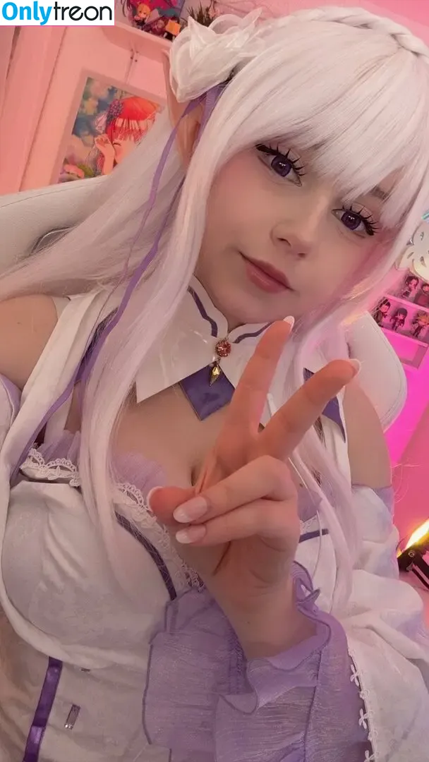 Upminaa nude photo #0204 (Upminaa)