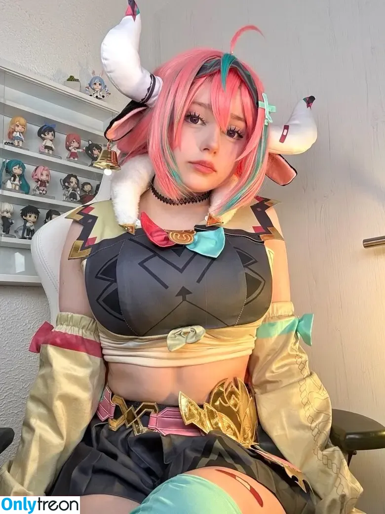 Upminaa nude photo #0260 (Upminaa)