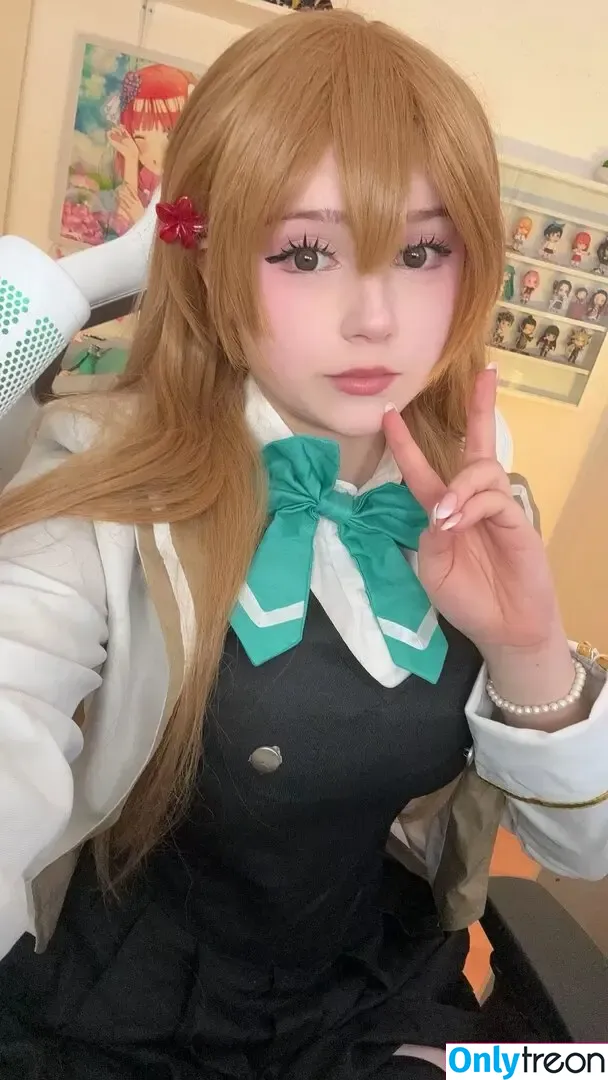 Upminaa nude photo #0300 (Upminaa)