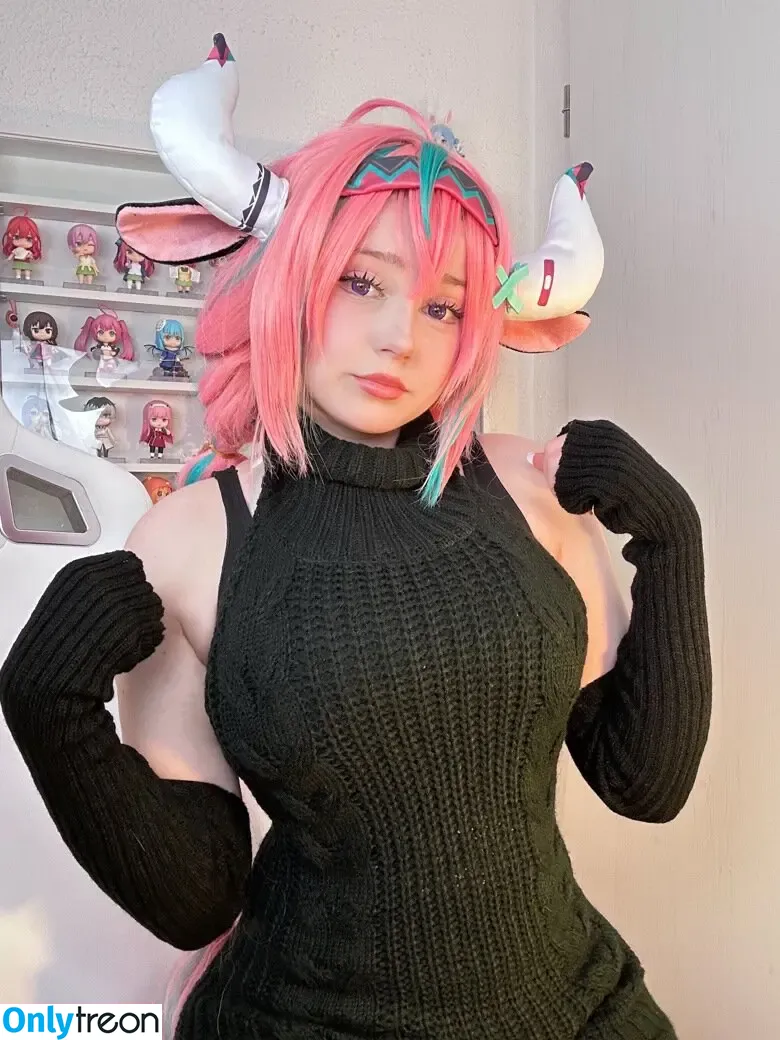 Upminaa nude photo #0311 (Upminaa)