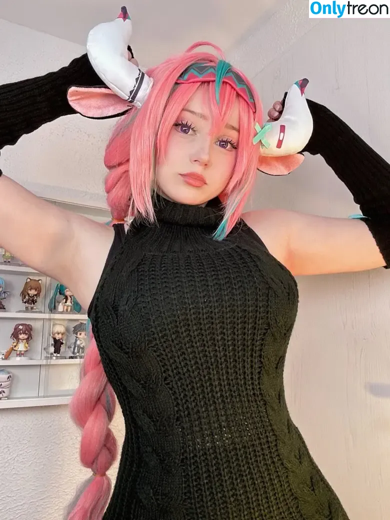 Upminaa nude photo #0315 (Upminaa)