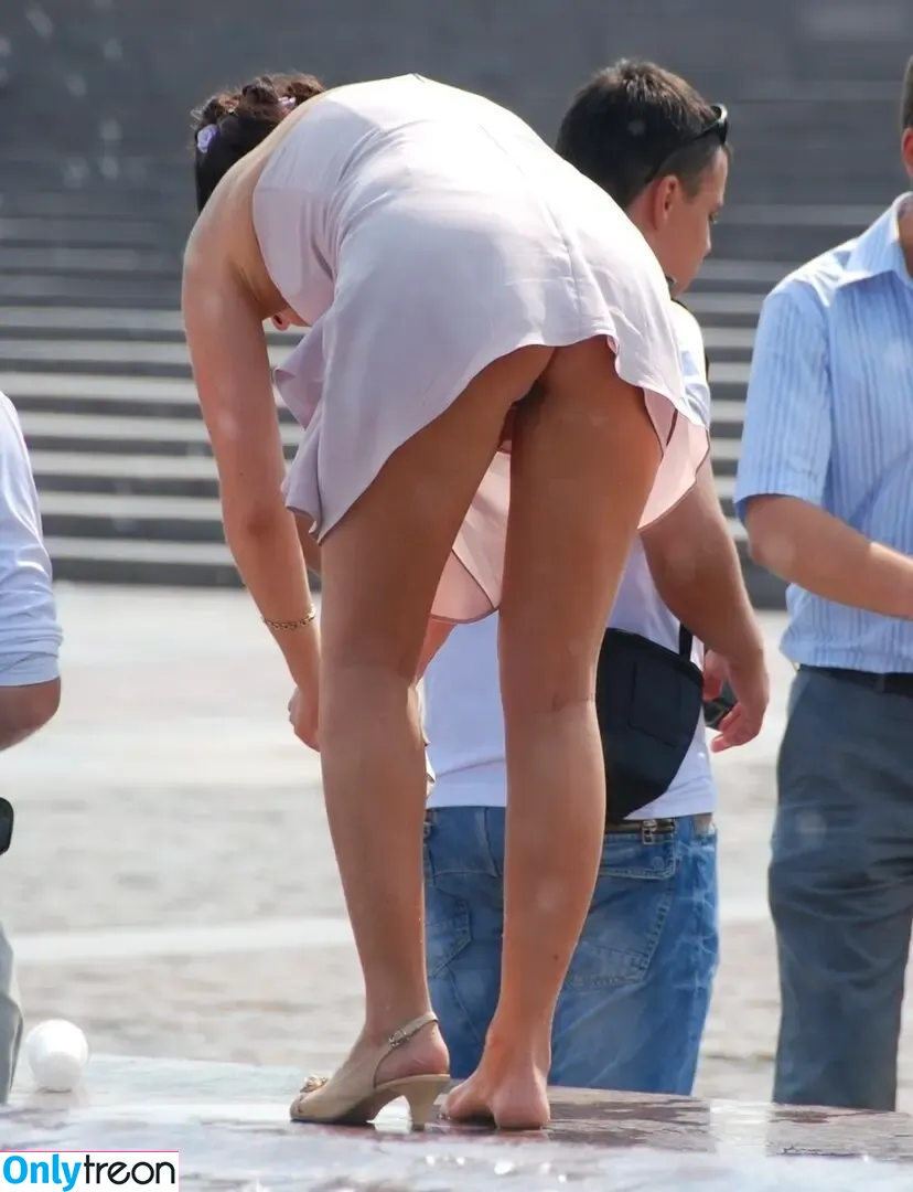Upskirt - Candids nude photo #0196 (Upskirt - Candids)