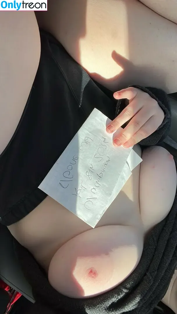 urchipmunk nude photo #0002 (urchipmunk)