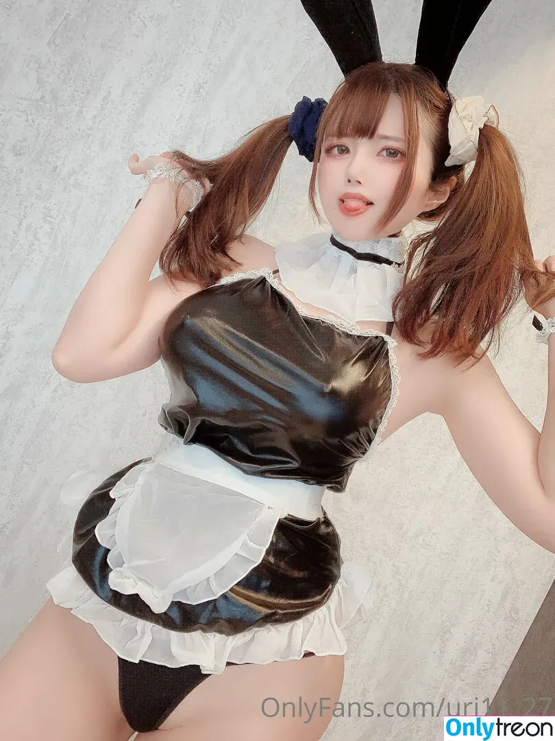 Uri11_27 nude photo #0212 (Uri11_27)