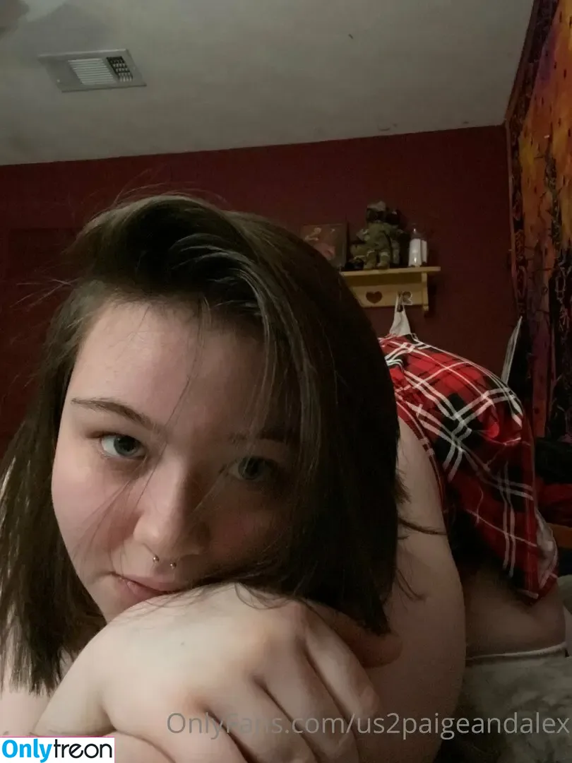 us2paigeandalex nude photo #0011 (therealpaigion)