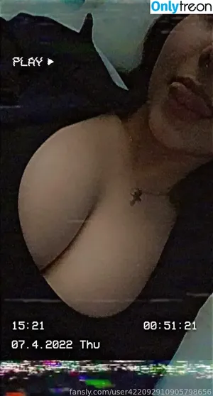  nude photo #0004