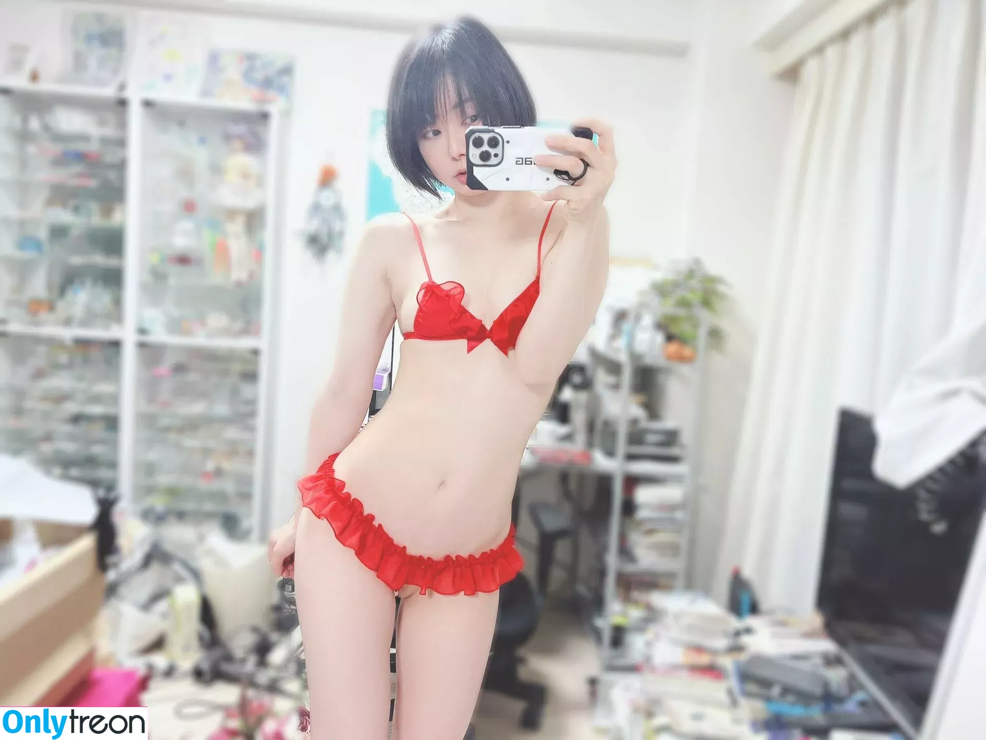 Ushijima Iiniku голая photo #0009 (ushijima1129)