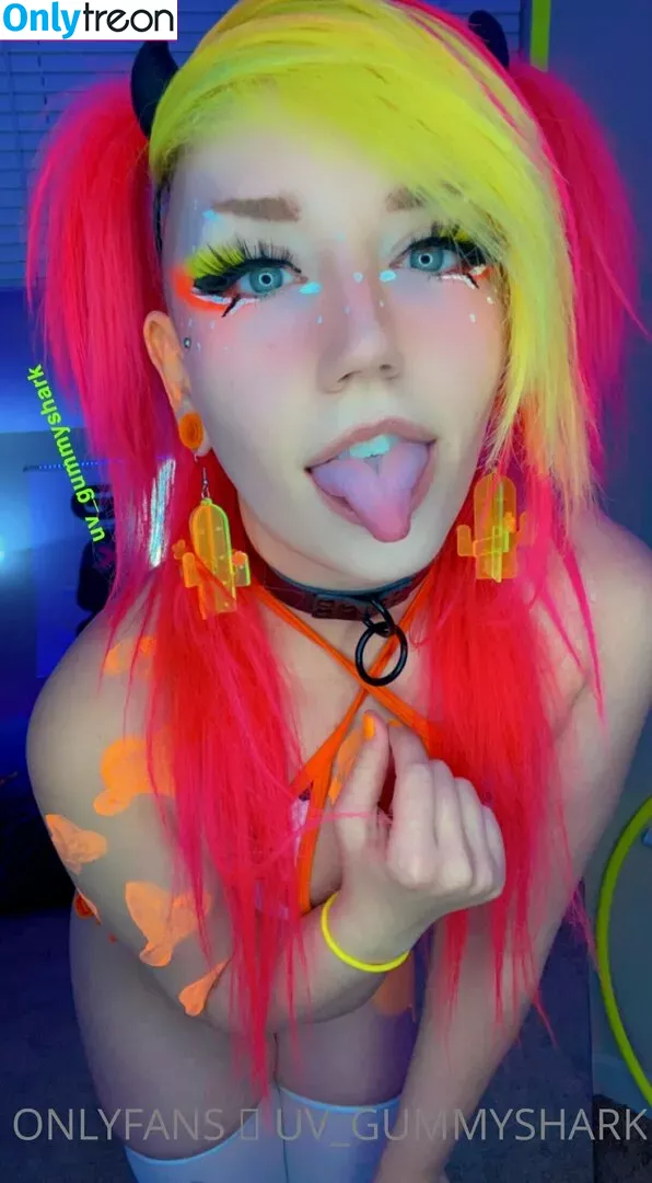 uv_gummyshark nude photo #0021 (uv_gummyshark)