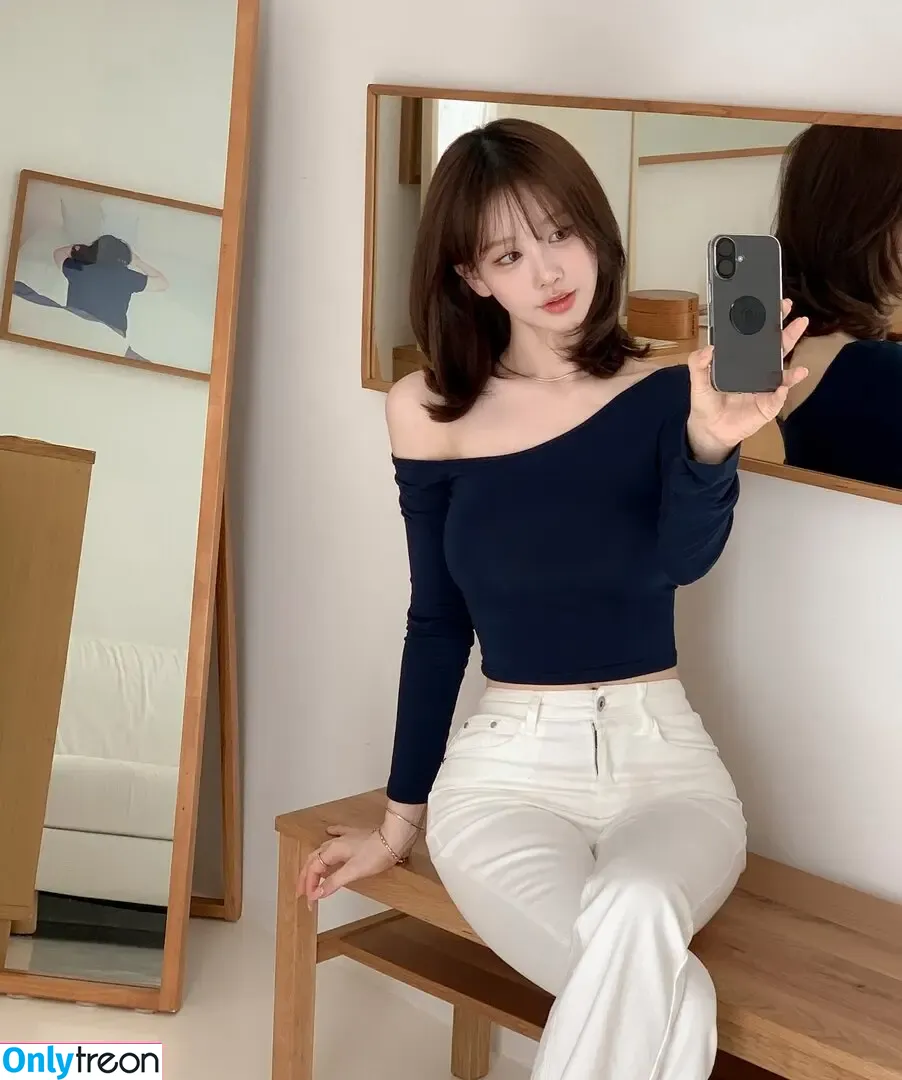 Uzaa nude photo #0106 (____uzaa)