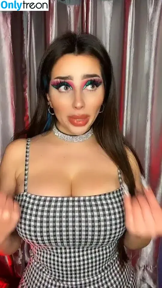 Vai Monroe голая photo #0001 (vaimonroe)