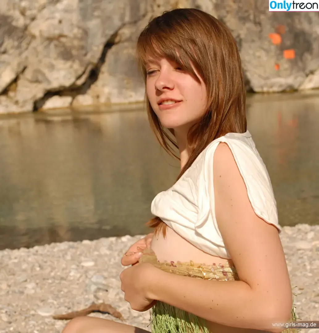 Val Mont nude photo #0038 (Val Mont)