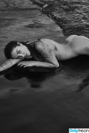 Valentina Fradegrada / lafradegrada_free / valentinafradegrada / vfradegrada nude photo #0356