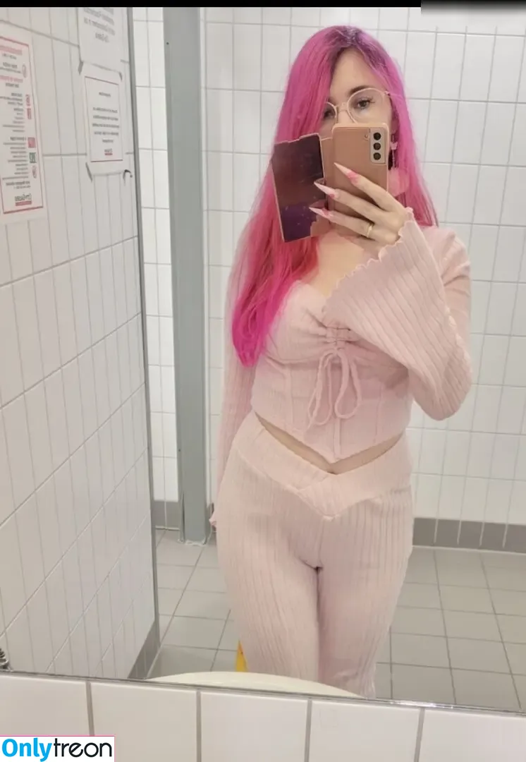 valentina_gamerfoxy_aux nude photo #0014 (valentina_gamerfoxy_aux)