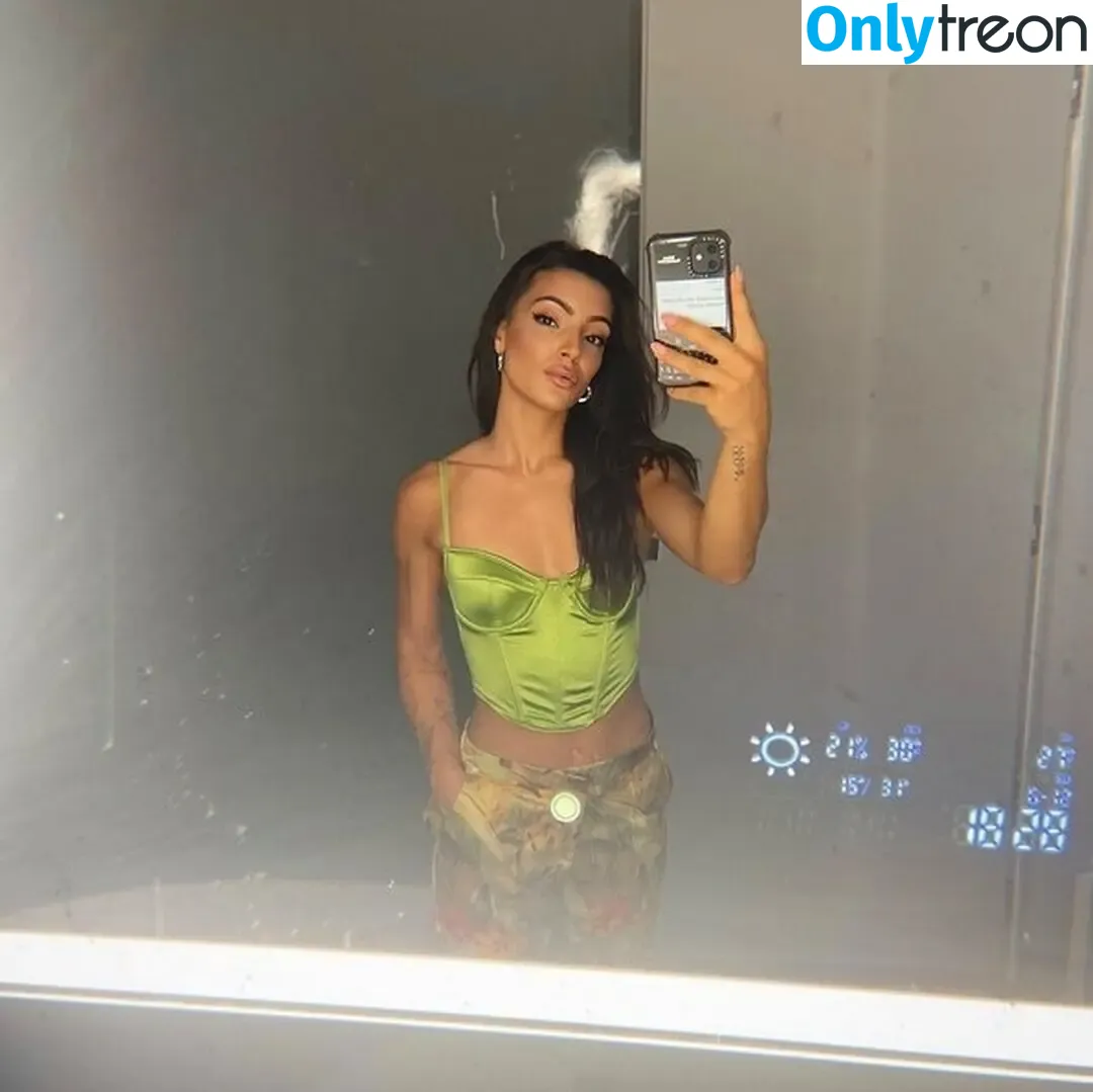 Valentina Maceri nude photo #0024 (valentinamaceri)