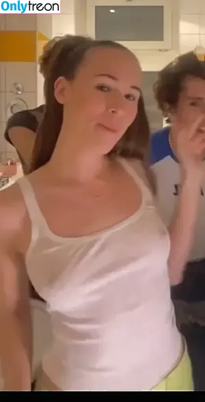 Valentina Vapaux / valentinavapaux фото голая #0058