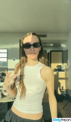 Valentina Vapaux / valentinavapaux фото голая #0059