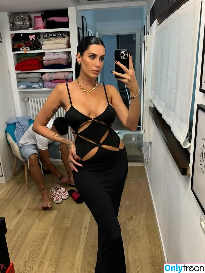 Valentina Vignali nude photo #0100 (valentinavignali)
