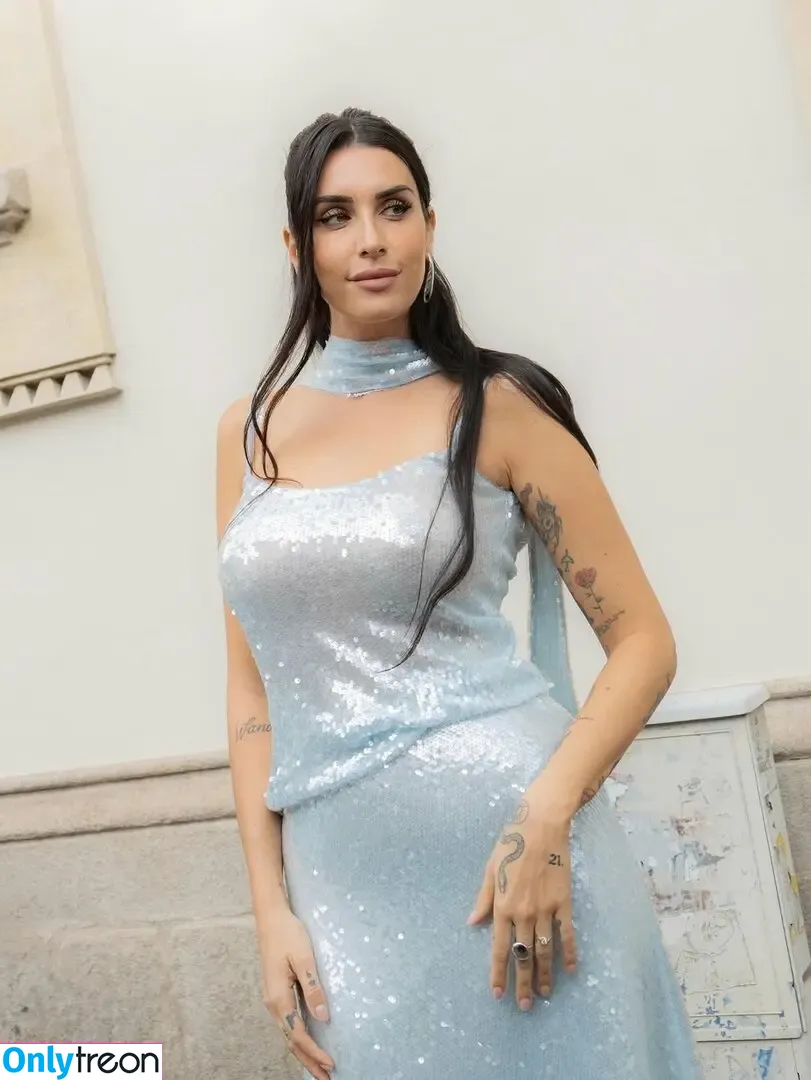 Valentina Vignali nude photo #0110 (valentinavignali)