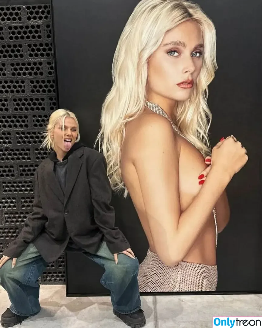 Valentina Zenere nude photo #0085 (saint.valentina / valentinazenere)