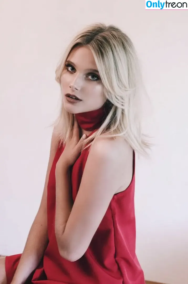 Valentina Zenere nude photo #0090 (saint.valentina / valentinazenere)