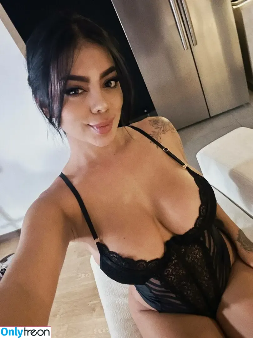 Valeria Orozco nude photo #0008 (valeria_orozco / valerizco)