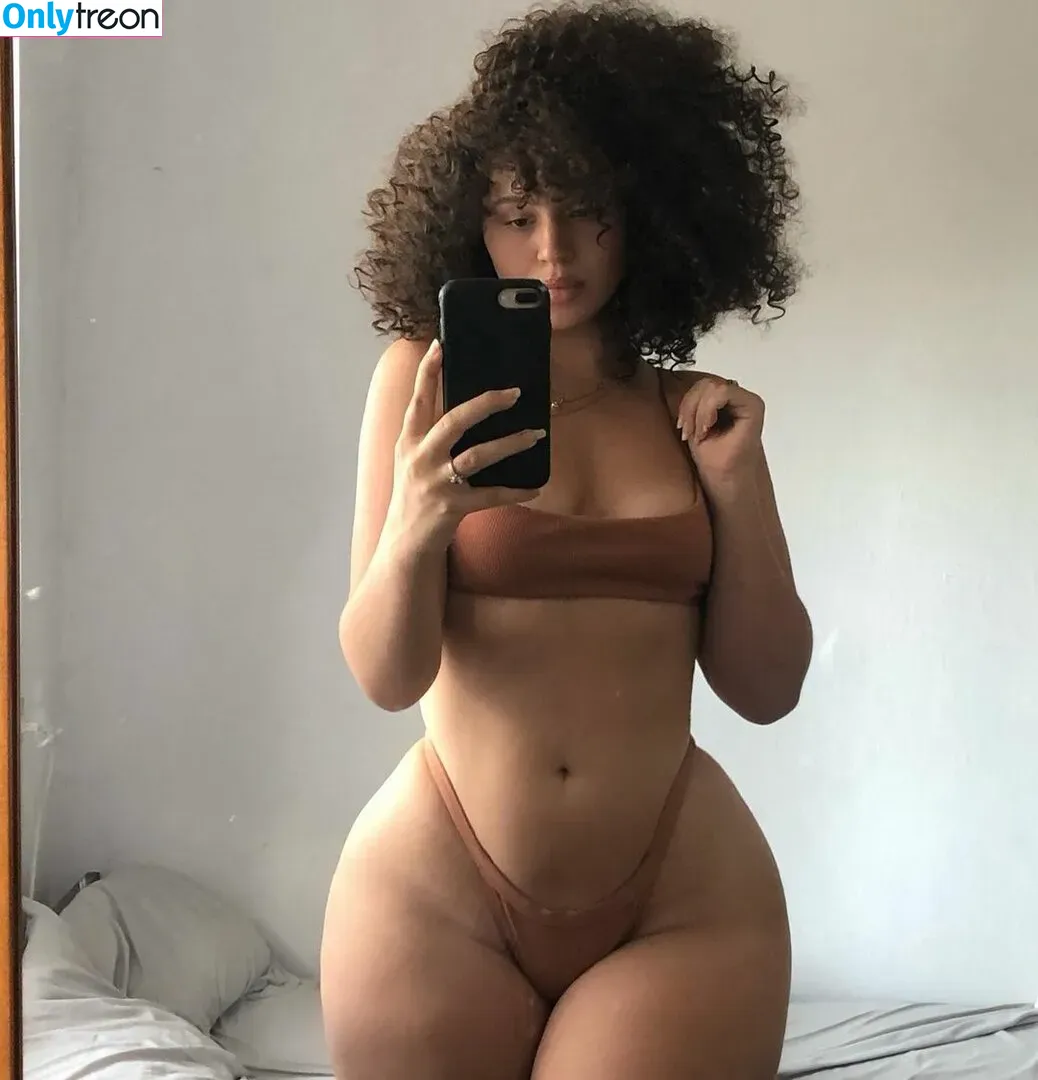 Valeria Vendetta nude photo #0001 (valvsval)