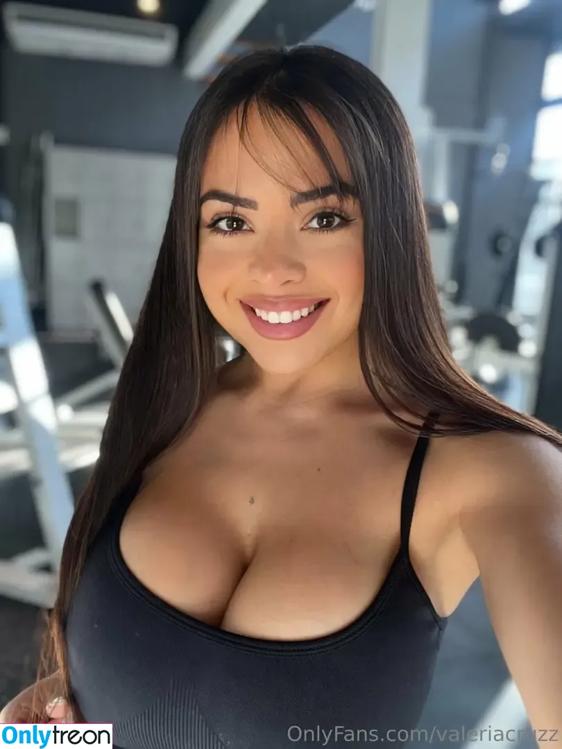valeriacruzz голая photo #0051 (valecruzr)