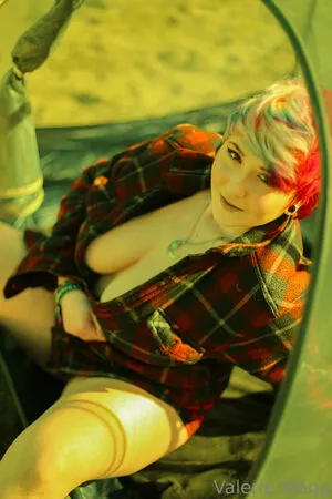 Valerie.wagg / Caffeinsuicide / Valeriewagg nude photo #0134