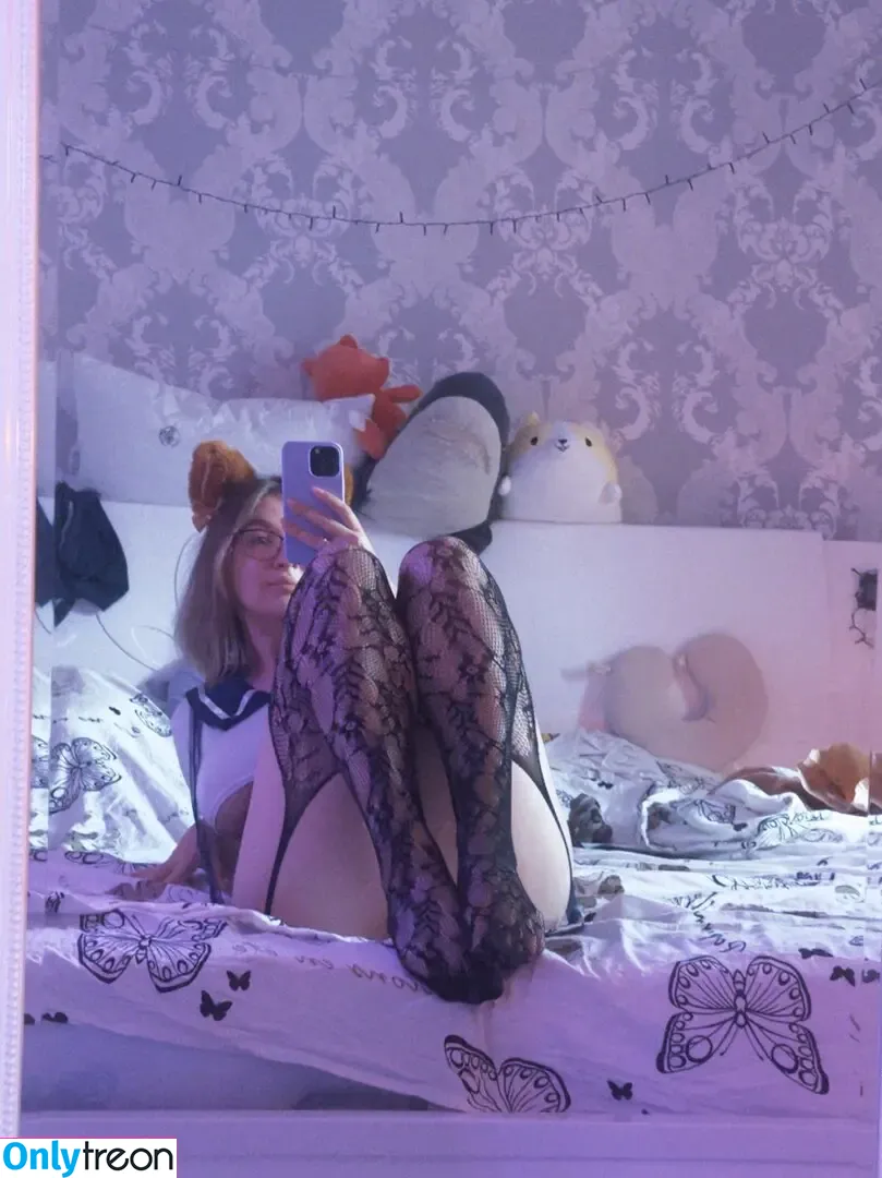valerimii nude photo #0001 (_valeririi)