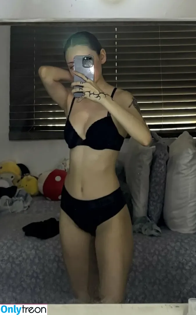 Valerya Salinas nude photo #0100 (Valessj / valackermannn / valesalinassj)