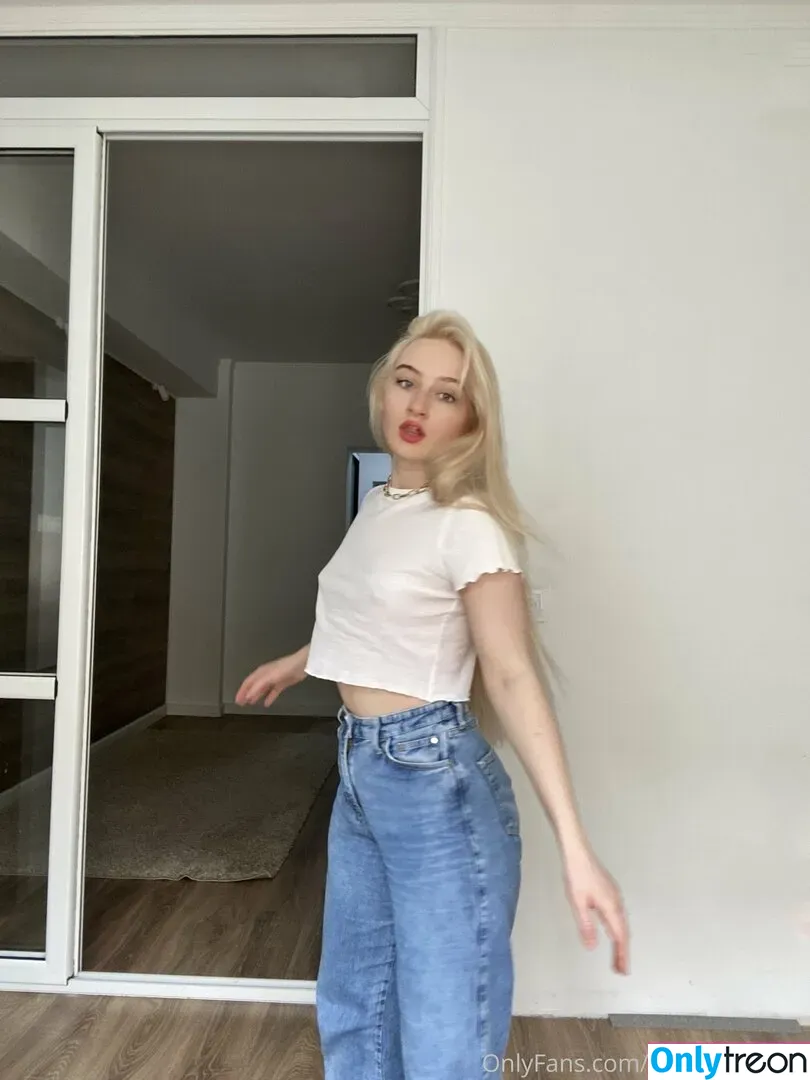 valeryjonesvip nude photo #0067 (valeryjones_)