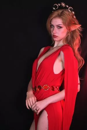 ValiantF0x / VixenValiant / user фото голая #0113