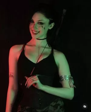 ValiantF0x / VixenValiant / user фото голая #0262